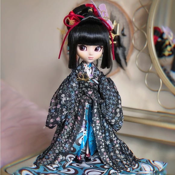Youtsuzu Japanese Maiko Pullip Jun Planning 1:6 Articulated Fashion Doll HTF ‘08 - Picture 4 of 16